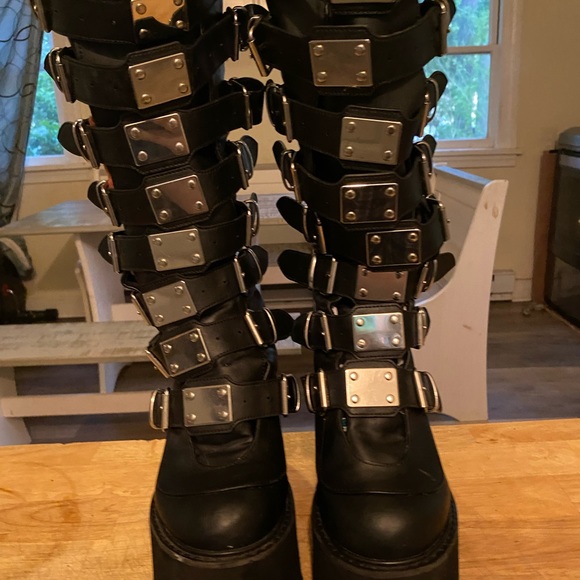 Demonia swing 815 - Picture 3 of 4